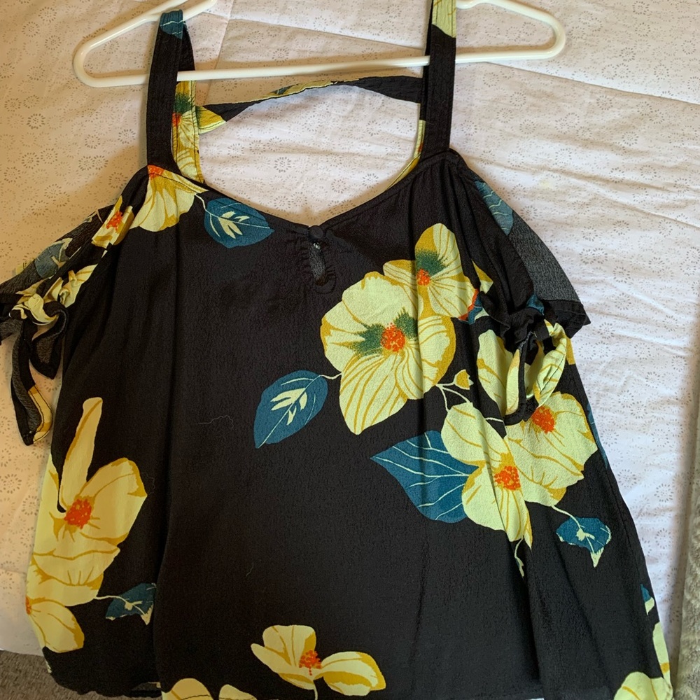 Women’s blouse
